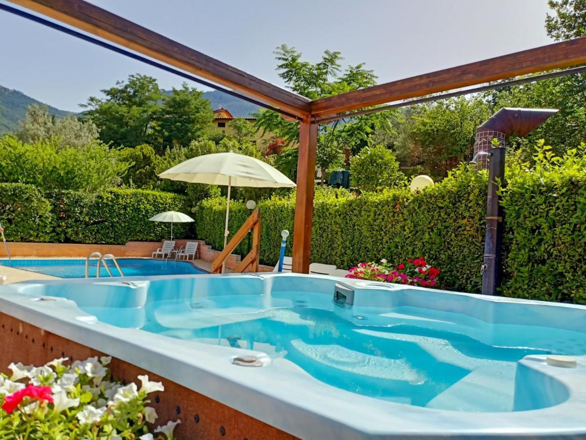 Viole Country Hotel Ассизи Экстерьер фото